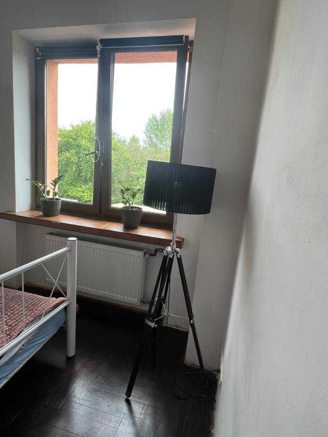 Samodzielny Pokoj W Wygodnym Domu Z Parkingiem Apartment Piaseczno  Luaran gambar