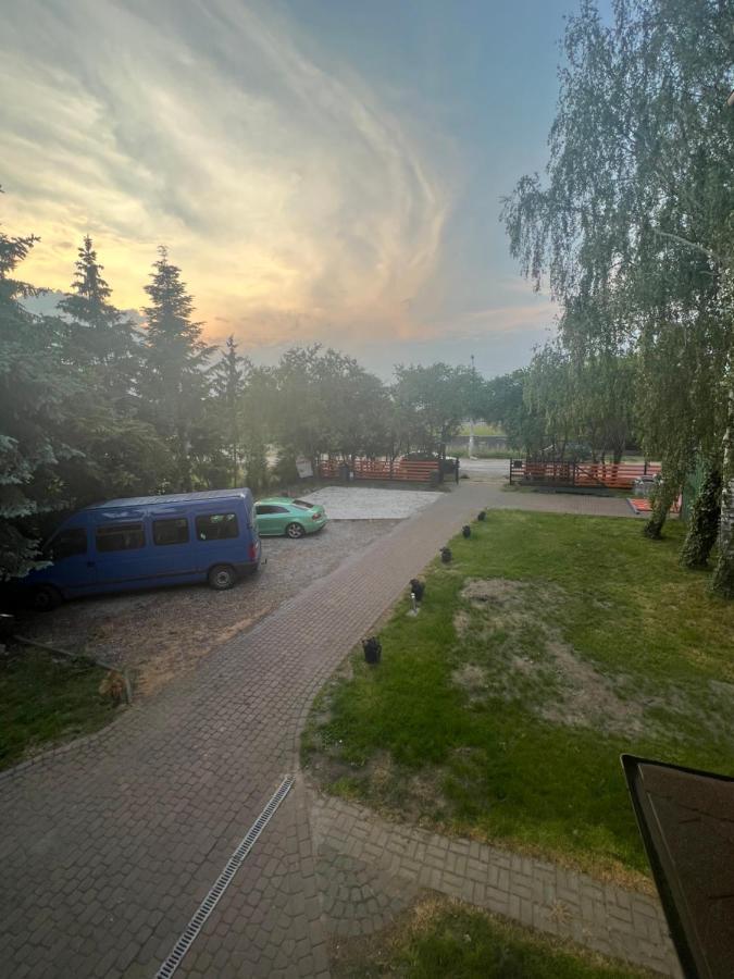 Samodzielny Pokoj W Wygodnym Domu Z Parkingiem Apartment Piaseczno  Luaran gambar